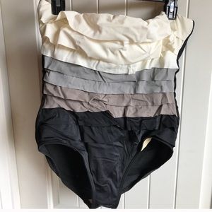 Miraclesuit full piece ruffle front bathing suit